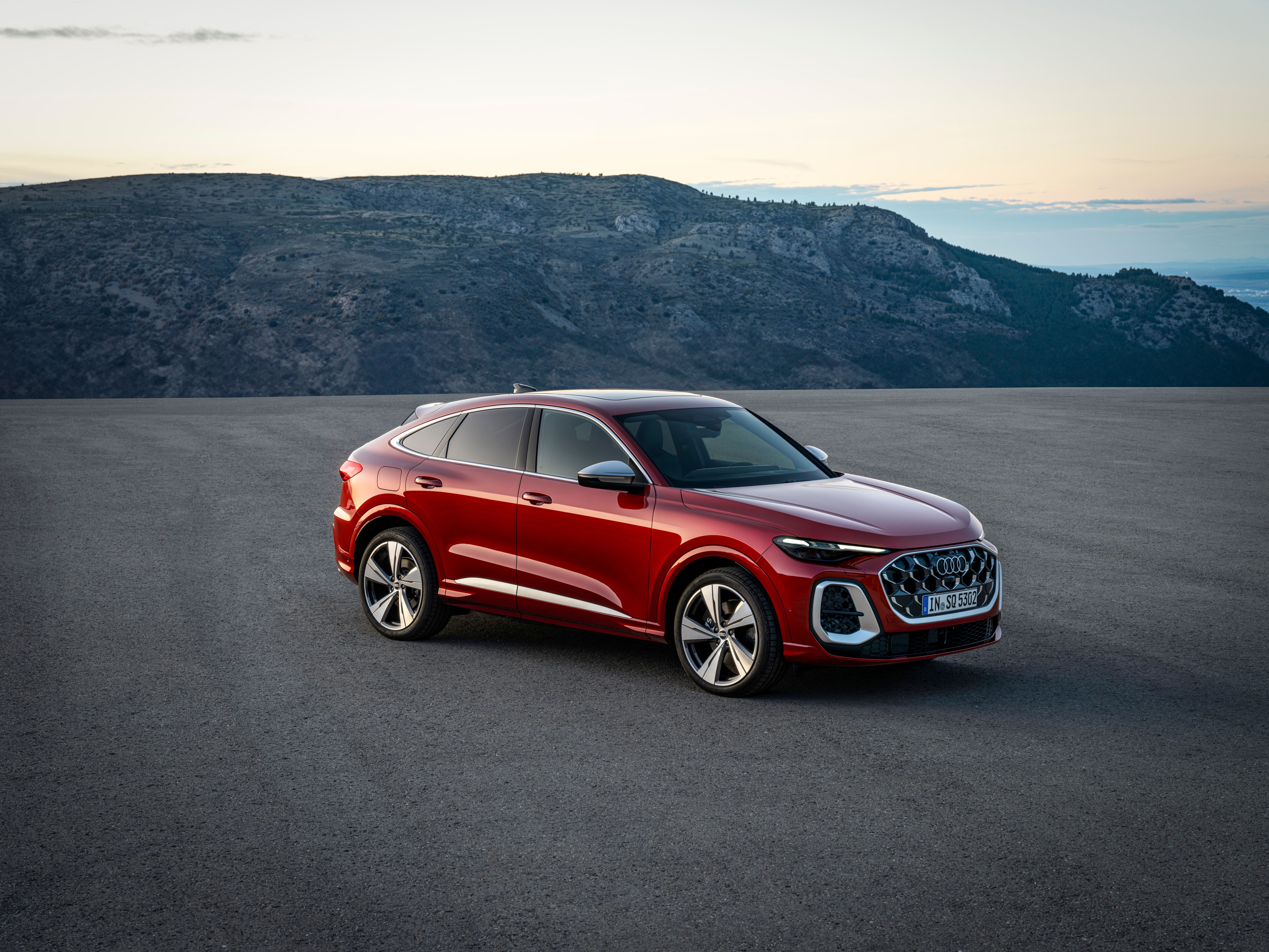 Audi anuncia pré-venda dos novos SQ5 e SQ5 Sportback