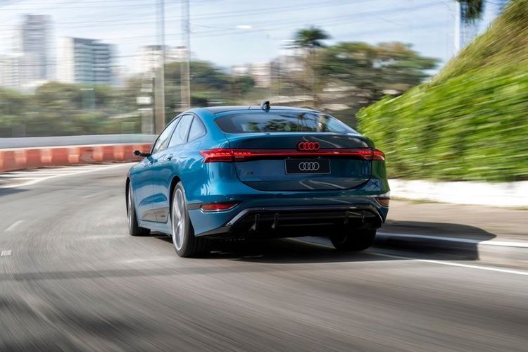 A6 e-tron.jpg