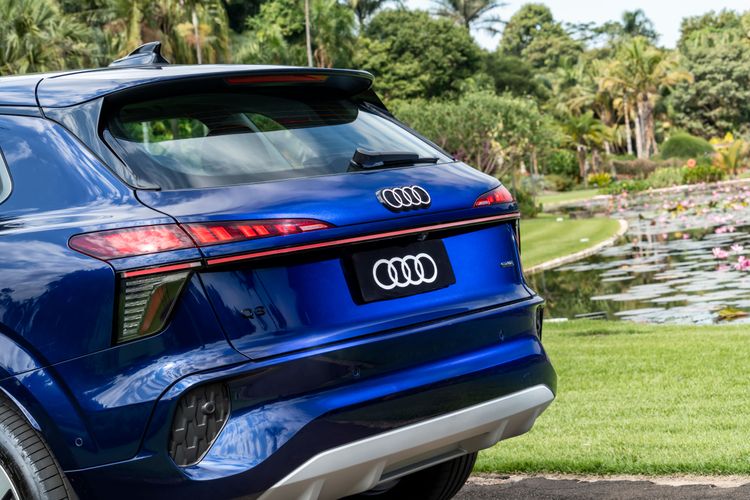 Q3 SUV_4.jpg