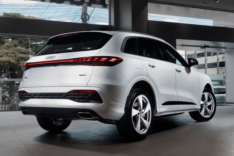 Q5 Advanced (3).jpg
