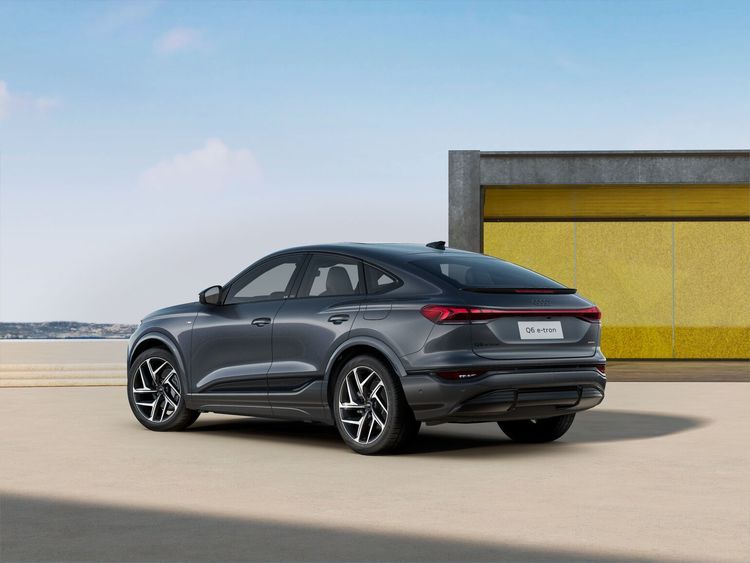 Q6 Sportback e-tron_1 (3).jpg
