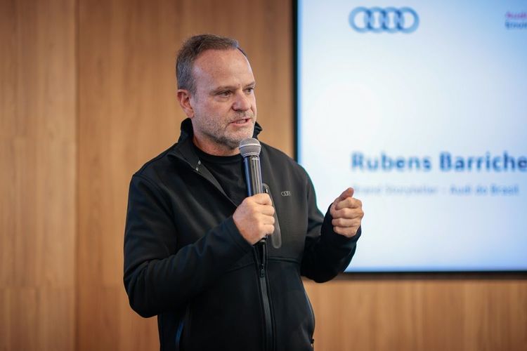Rubens-Barrichello-Audi-LitrodeLuz-2.jpg