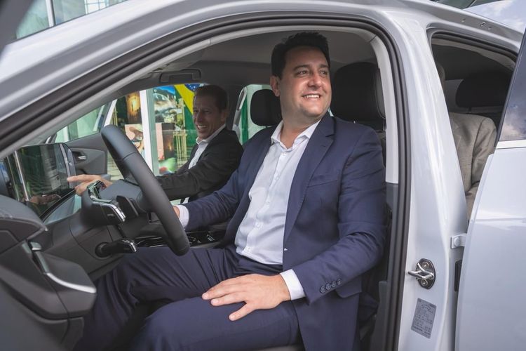 Sascha Sauer_Carlos Massa Ratinho Junior.jpeg